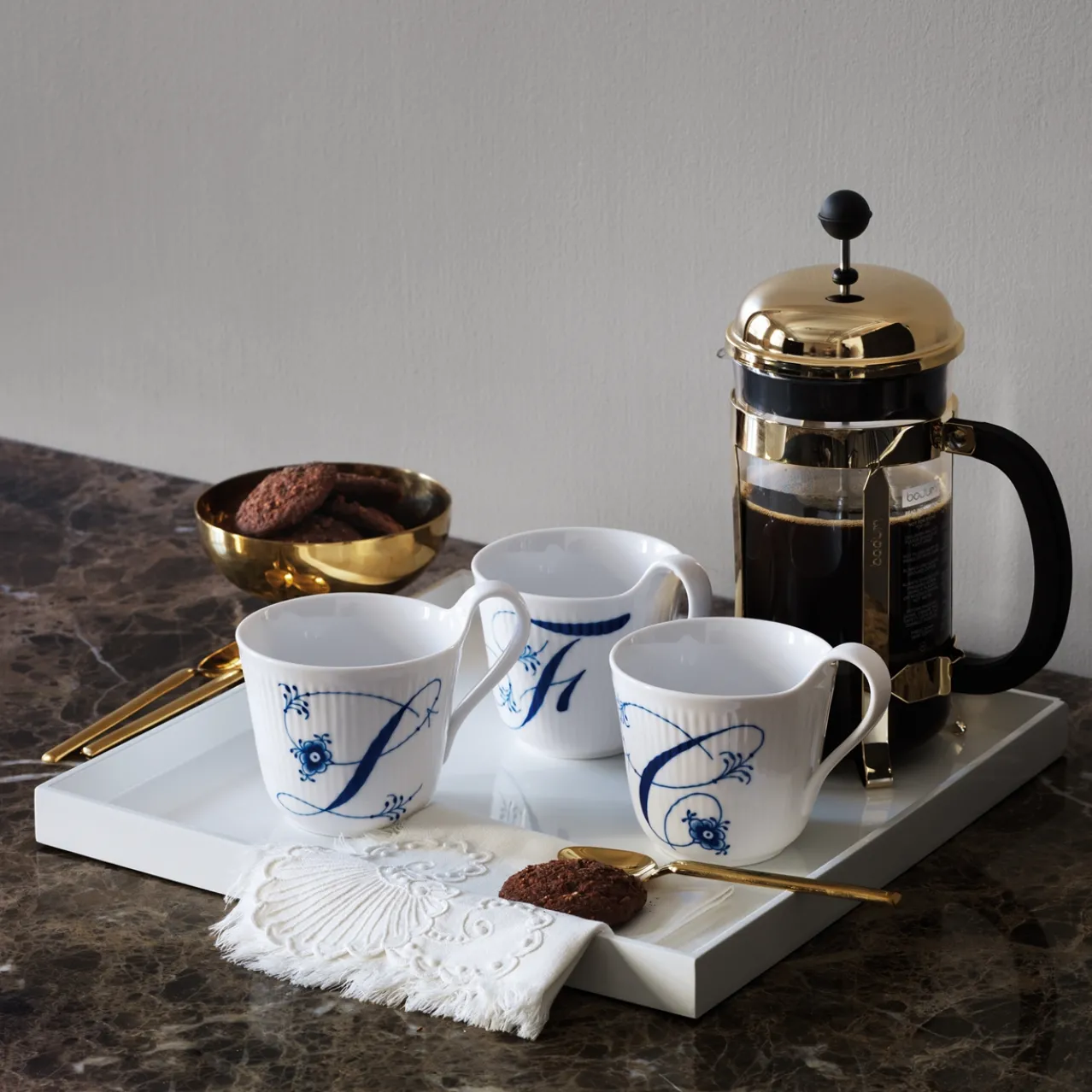 Alphabet Collection High Handle Cup, C, 33 cl