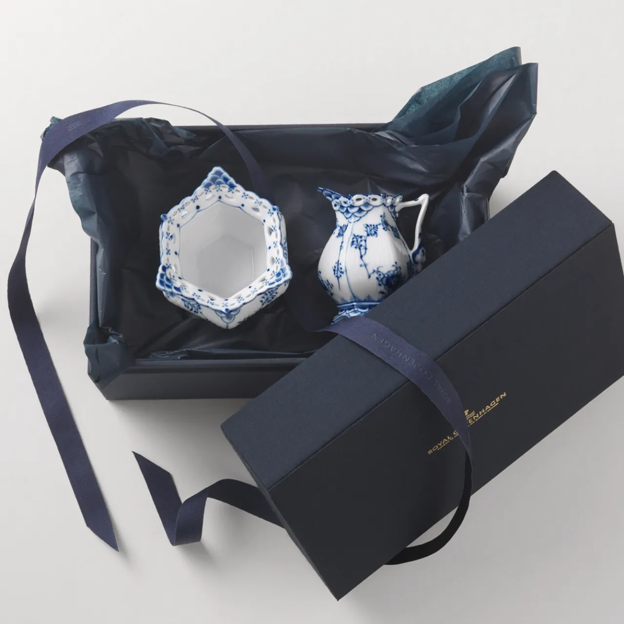 Blue Fluted Full Lace Sugar Bowl, 14 cl