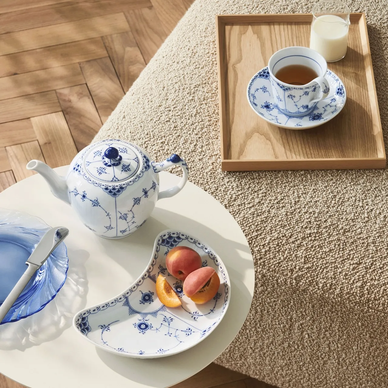 Blue Fluted Half Lace Teapot, 70 cl