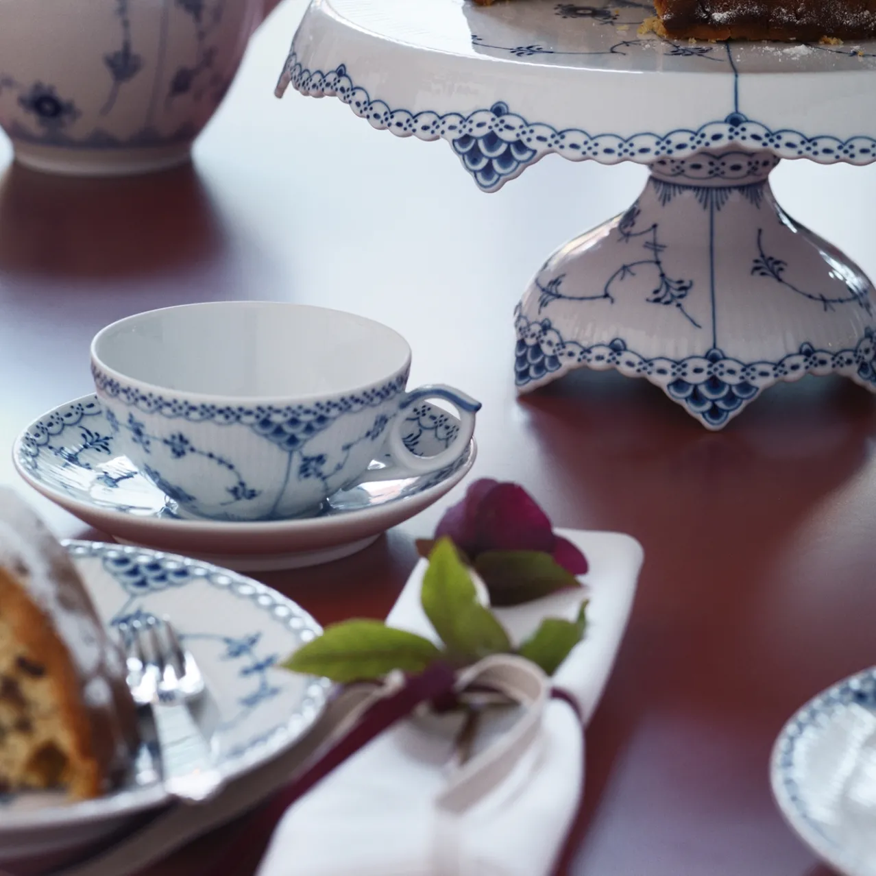 Blue Fluted Half Lace Plate, 19 cm