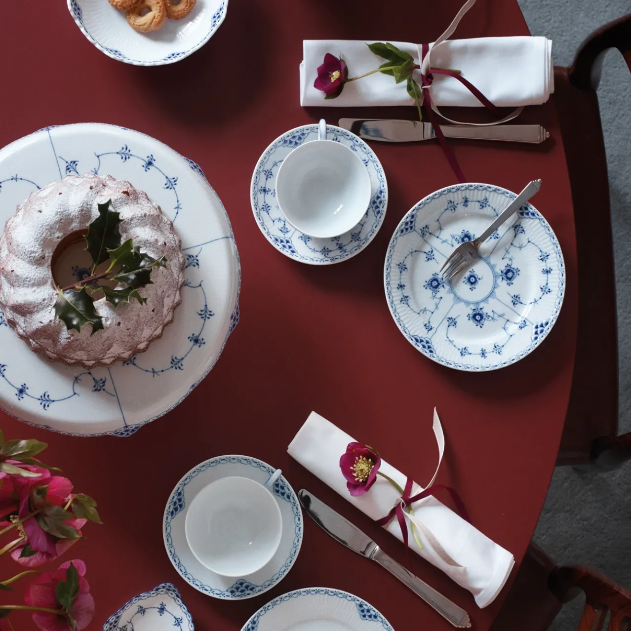 Blue Fluted Half Lace Plate, 19 cm