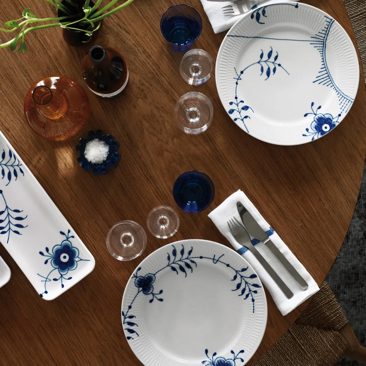 Blue Fluted Mega Dish, 36 cm