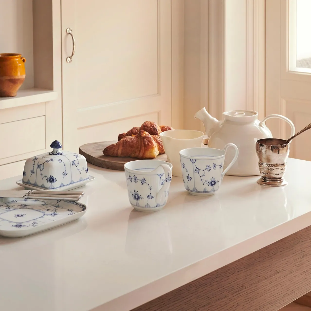 Blue Fluted Plain High Handle Cup, 33 cl