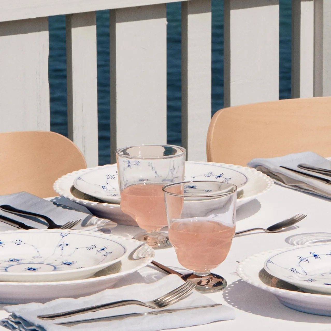 Blue Fluted Plain Plate, 25 cm