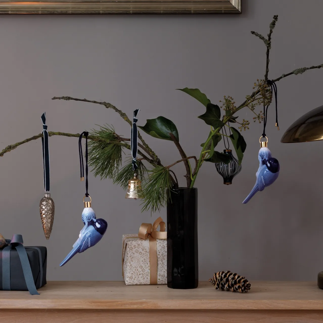 Christmas Ornament 2021, Titmouse, 16 cm