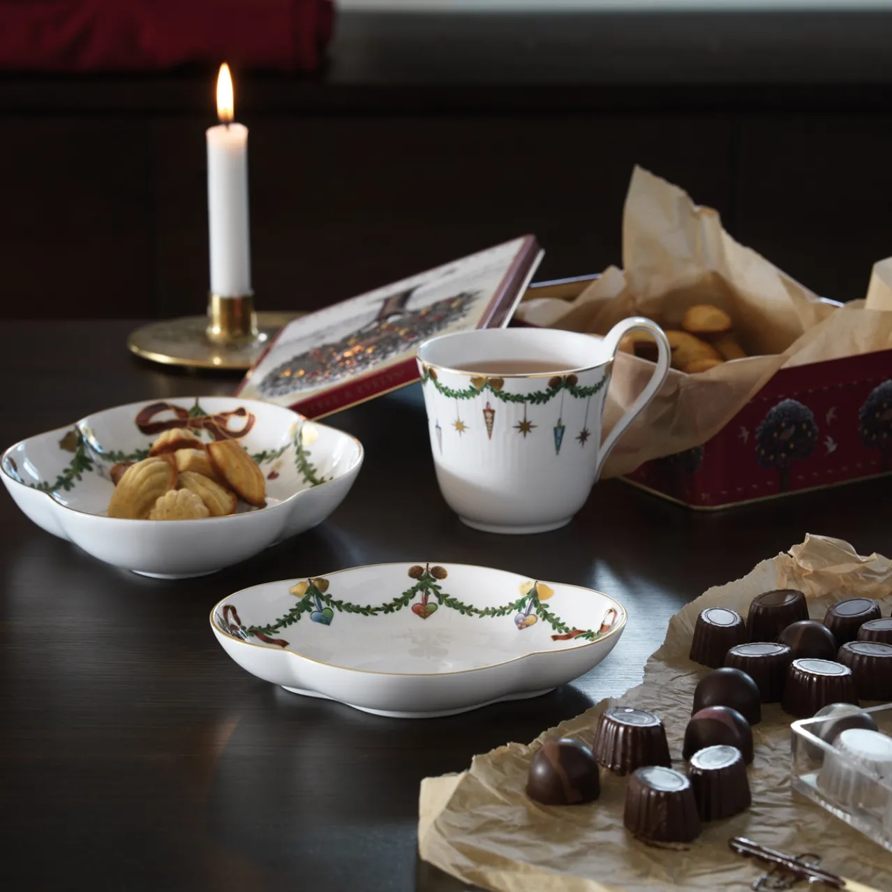 Star Fluted Christmas High Handle Cup, 33 cl