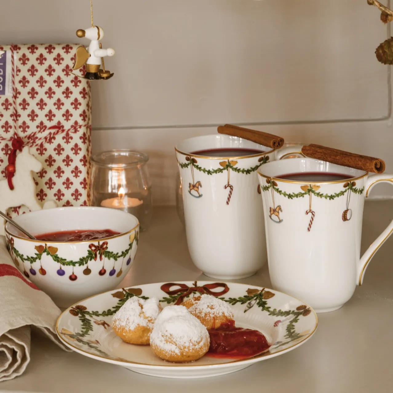 Star Fluted Christmas Bowl, 30 cl