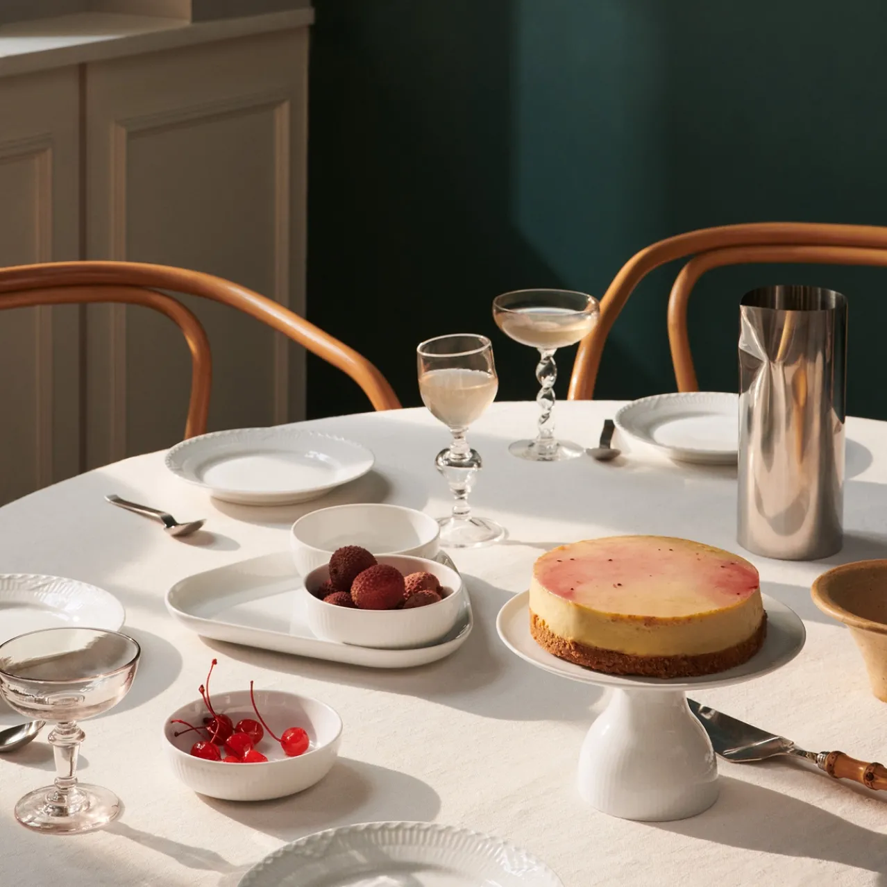 White Fluted Serving Set, 24.5 cm, 4 pcs